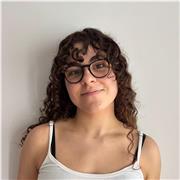 Universitaria con nivel C1, imparto clases de inglés para niños desde primaria hasta la ESO, centrándome en el speaking